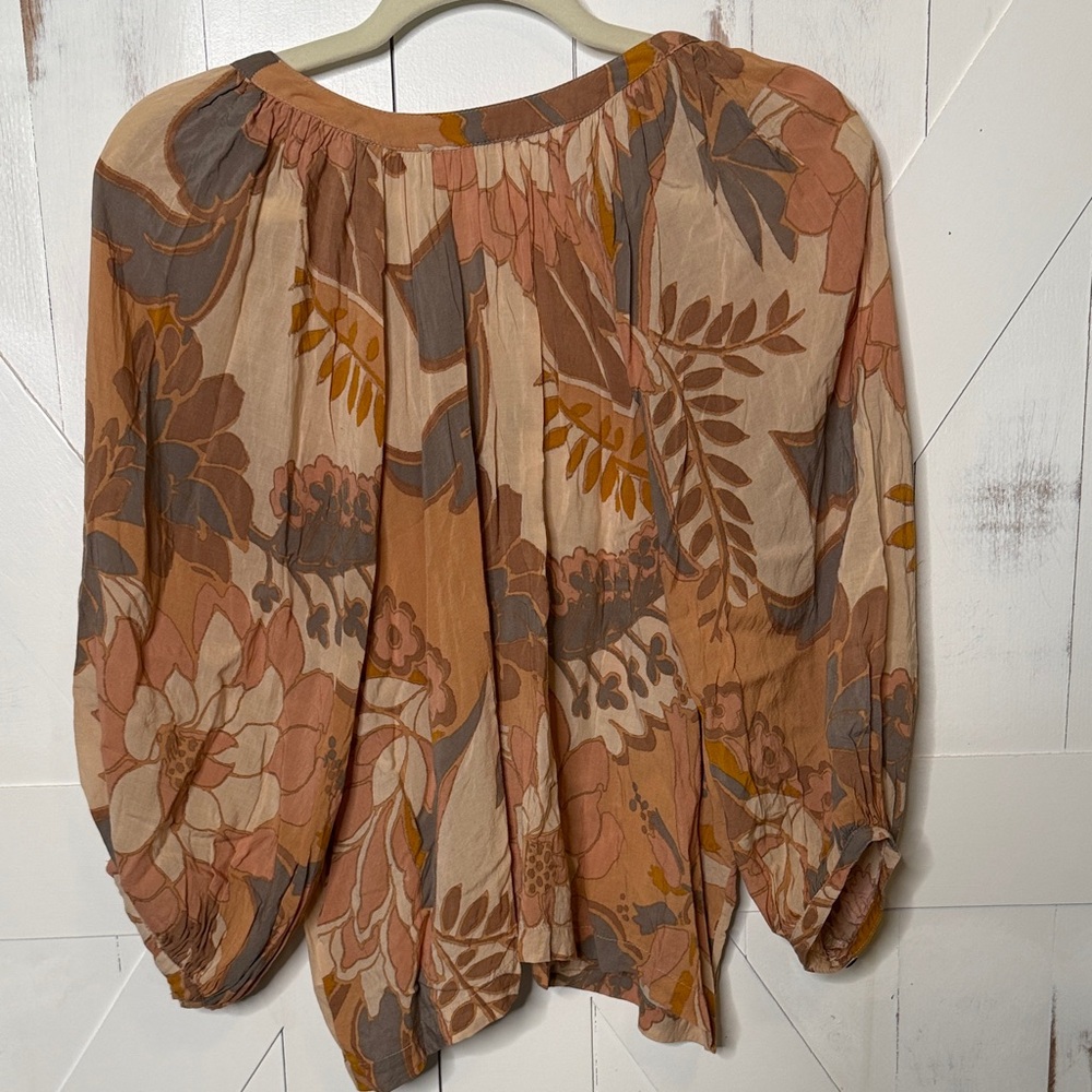 Karlie Tan Floral Button Down Blouse Balloon Sleeves - Picture 7 of 11